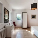 Jolie - By Myhomeincomo * Pianello Del Lario