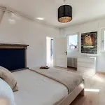 Jolie - By Myhomeincomo Pianello Del Lario