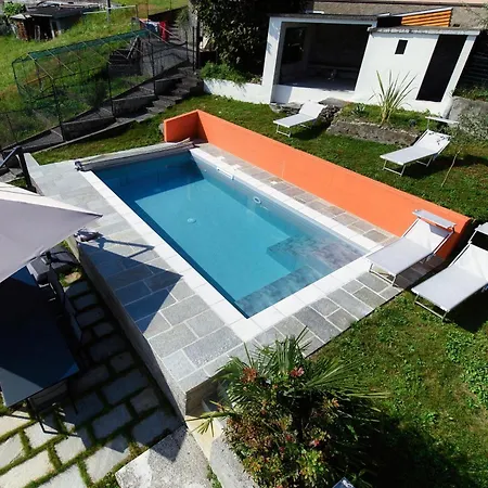 Jolie - By Myhomeincomo Villa