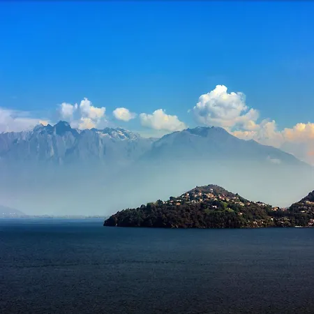 Jolie - By Myhomeincomo Villa