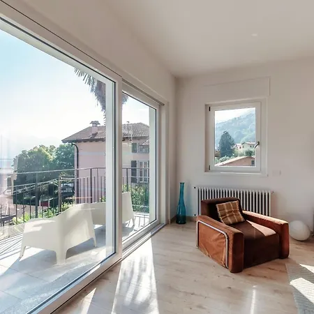 Jolie - By Myhomeincomo *