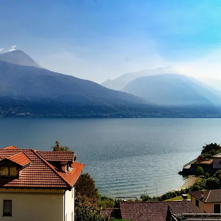 Jolie - By Myhomeincomo Vila