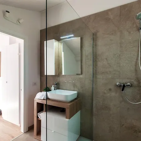 Vila Jolie - By Myhomeincomo