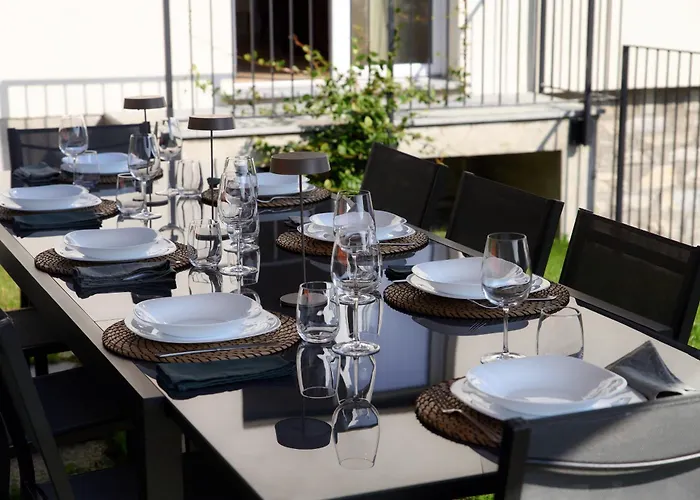 Jolie - By Myhomeincomo * Pianello Del Lario