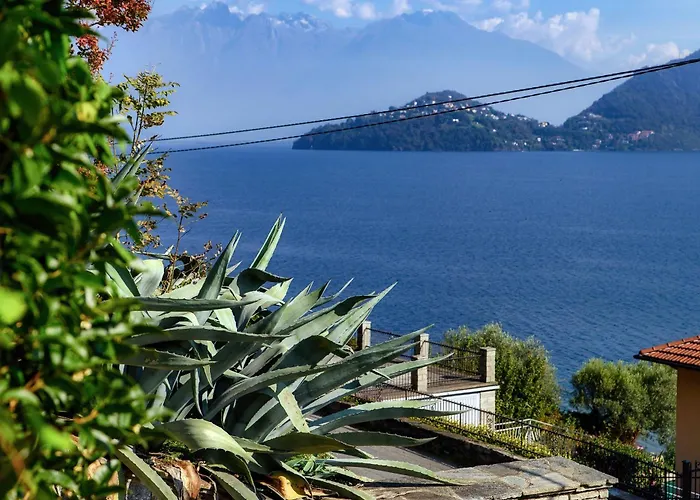 Jolie - By Myhomeincomo Pianello Del Lario