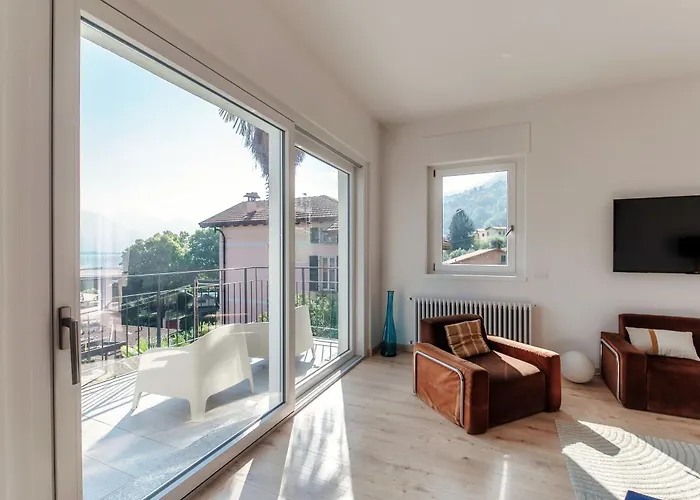 Jolie - By Myhomeincomo *