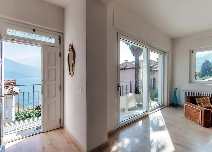 Villa Jolie - By Myhomeincomo Pianello Del Lario