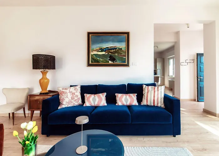 Jolie - By Myhomeincomo Вилла Pianello Del Lario