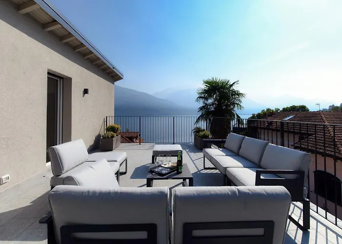 Jolie - By Myhomeincomo *