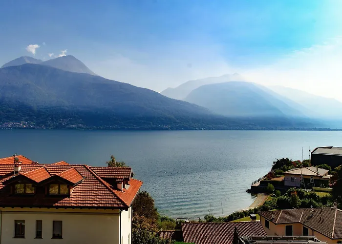 Jolie - By Myhomeincomo Villa