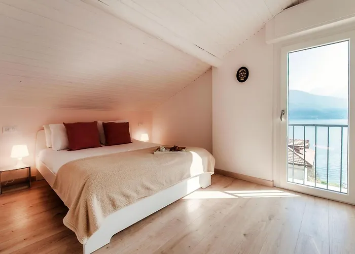 Villa Jolie - By Myhomeincomo Pianello Del Lario