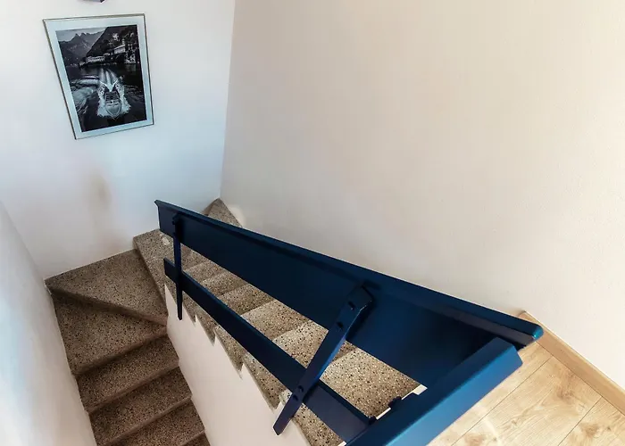 Jolie - By Myhomeincomo Вилла *