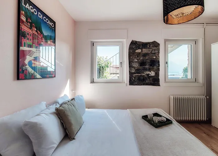 Jolie - By Myhomeincomo Villa