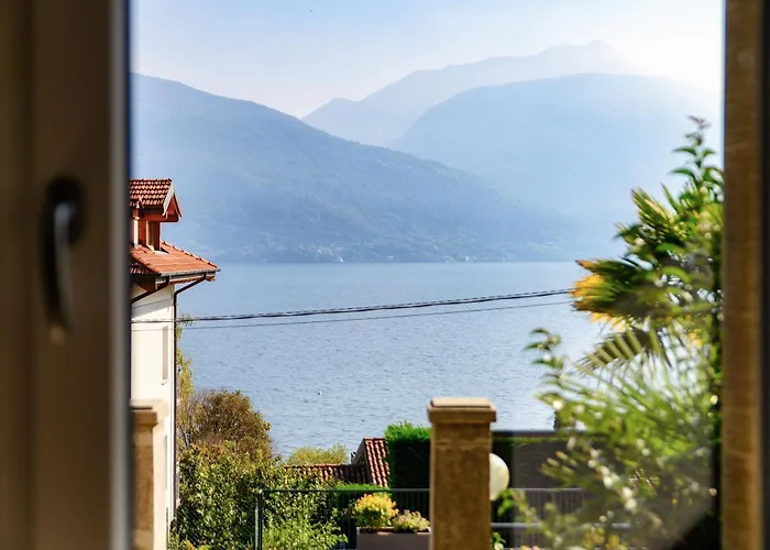 Villa Jolie - By Myhomeincomo *