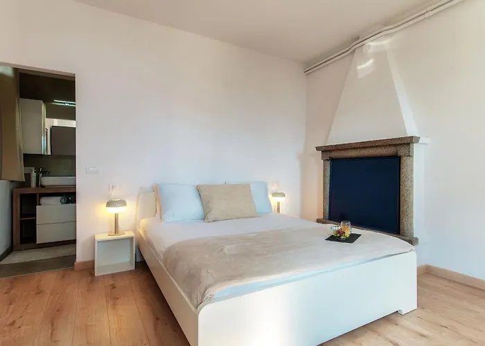 Villa Jolie - By Myhomeincomo Pianello Del Lario