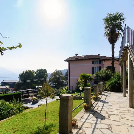 Jolie - By Myhomeincomo Villa *
