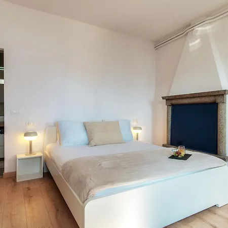 Villa Jolie - By Myhomeincomo Pianello Del Lario