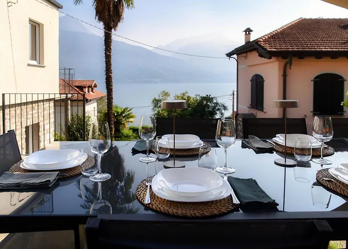 Jolie - By Myhomeincomo * Pianello Del Lario