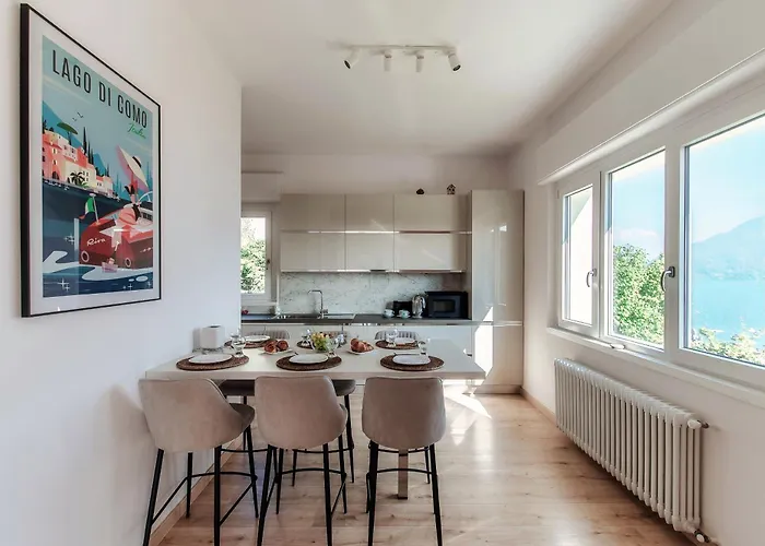 Jolie - By Myhomeincomo *